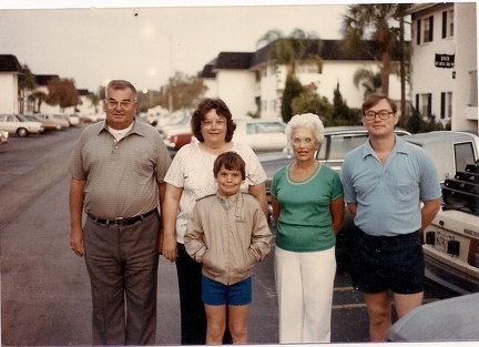 Florida Vacation 1985 - Grandpa Hoaerig Mom Doug Thelma and Dad